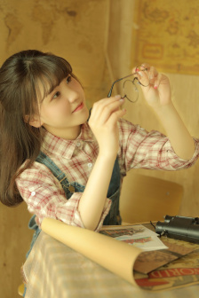 美女绳地狱在线